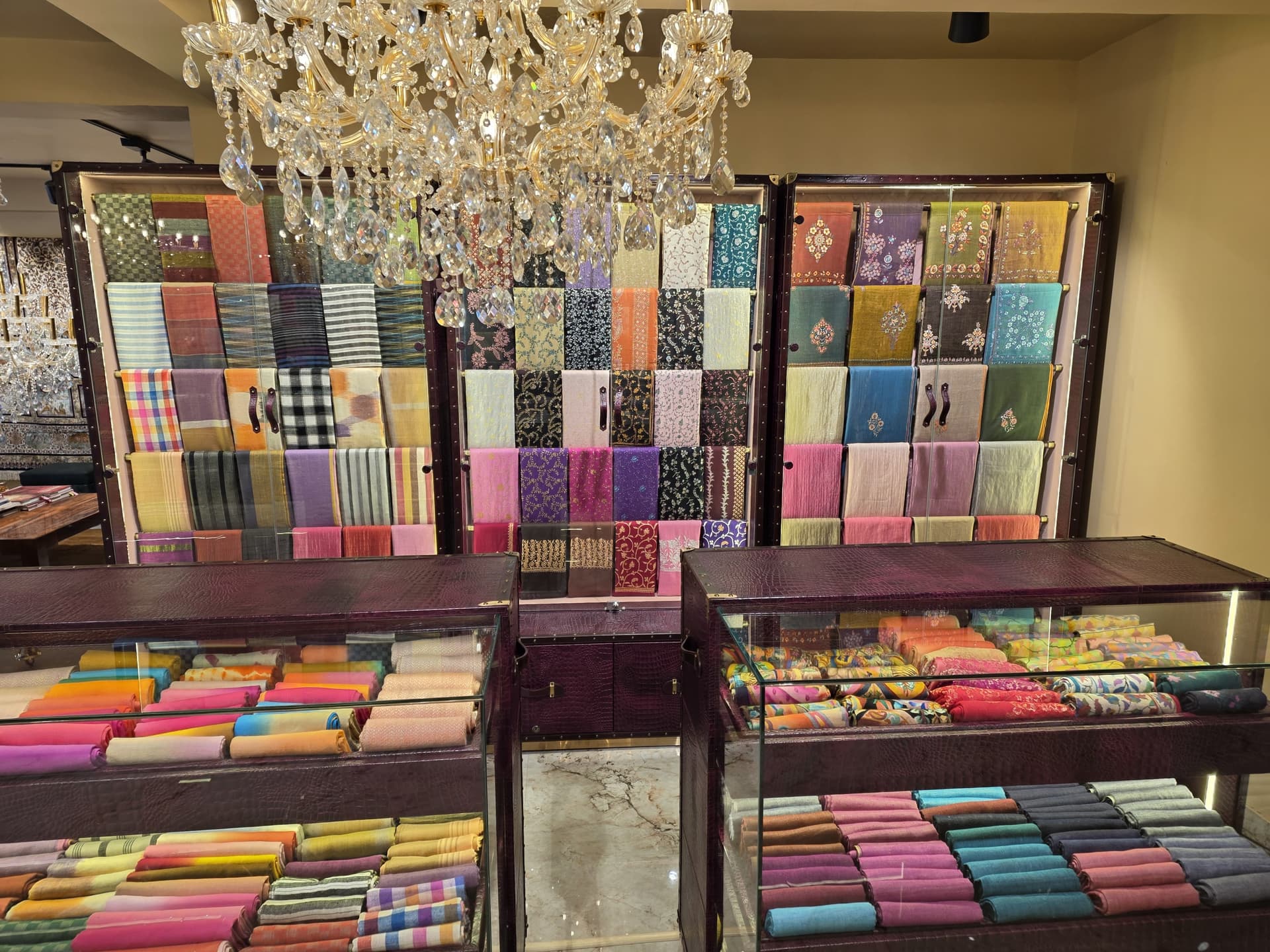 Pashmina Store Gallery 2