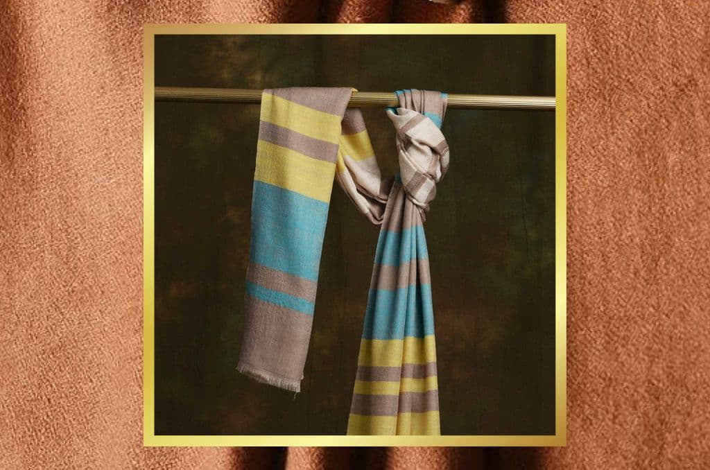 World Of Shawls Sciarpa Invernale Simil Cashmere – Verde Bottiglia,超大尺寸 72x204 Cm, Morbida E Calda, Unisex
